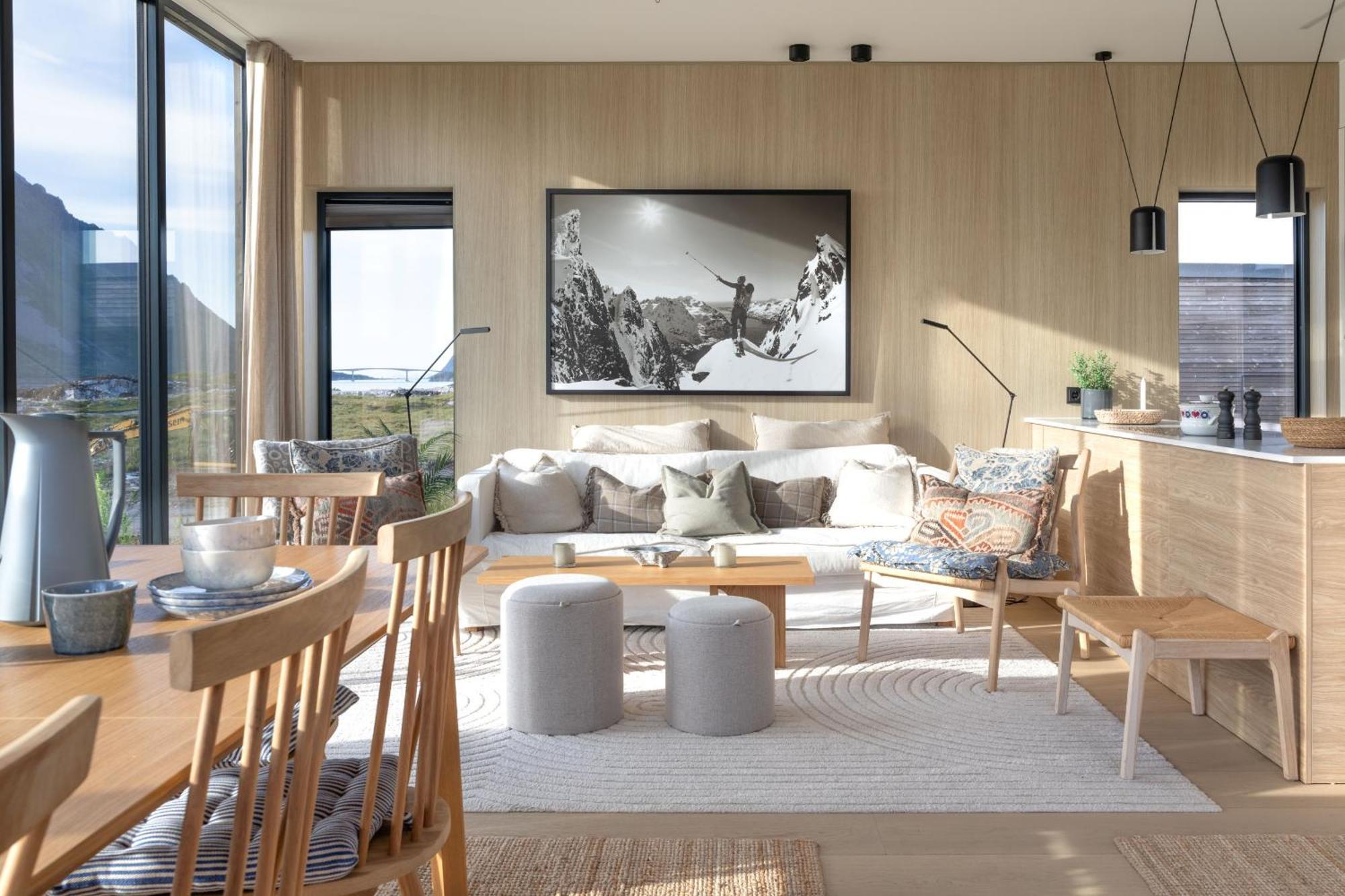 Luksushytte Med Jacuzzi, Summer&Winter Retreat Lyngvaeret Luaran gambar